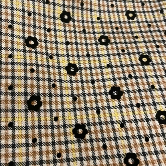 Flower skirt medium - Picture 4 of 4